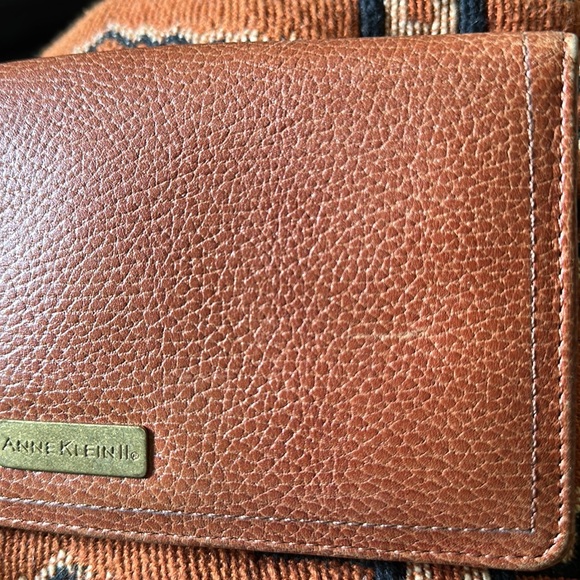Vintage Leather Anne Klein Clutch Wallet - Picture 13 of 15